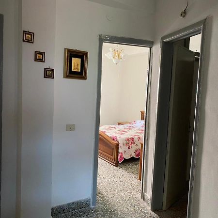 Casa Vacanza Santa Teresa Di Riva Eksteriør billede