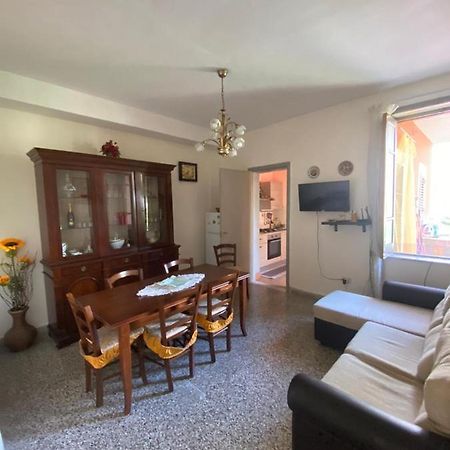 Casa Vacanza Santa Teresa Di Riva Eksteriør billede