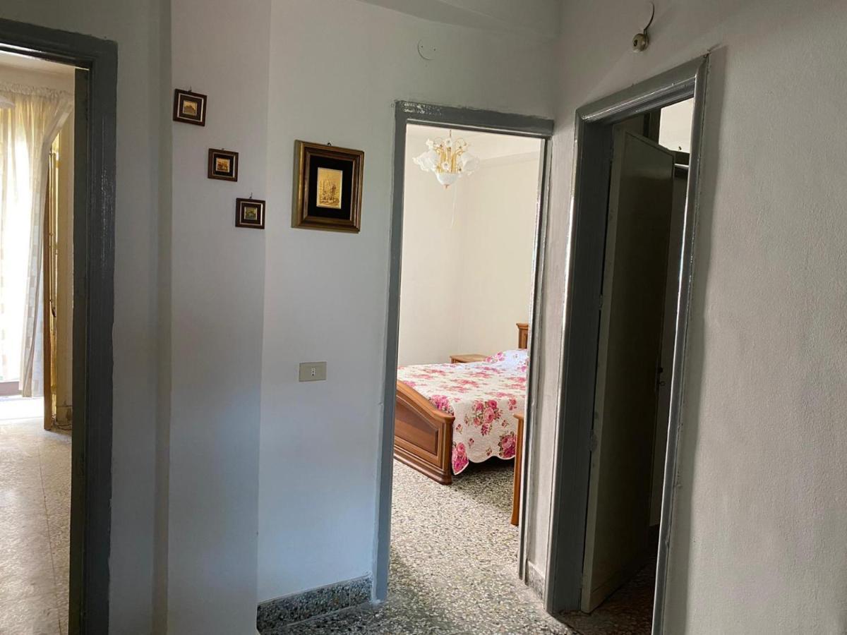 Casa Vacanza Santa Teresa Di Riva Eksteriør billede