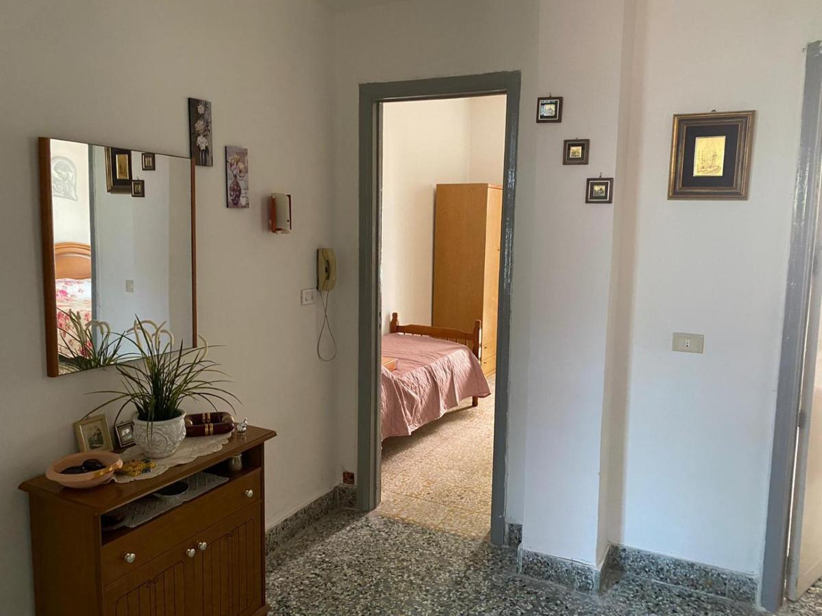 Casa Vacanza Santa Teresa Di Riva Eksteriør billede