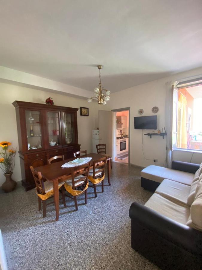 Casa Vacanza Santa Teresa Di Riva Eksteriør billede
